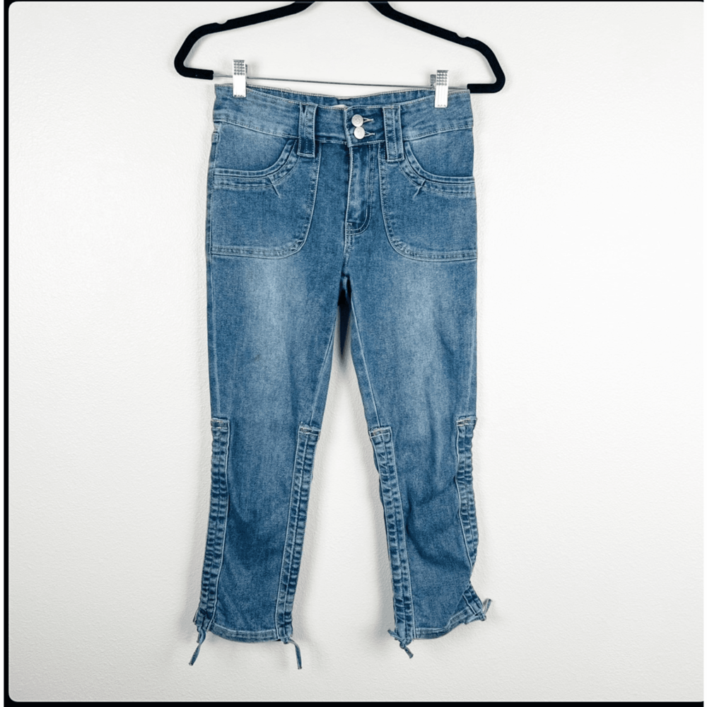 Austin Landing Women's Cropped Blue Jeans Sz 27‎
